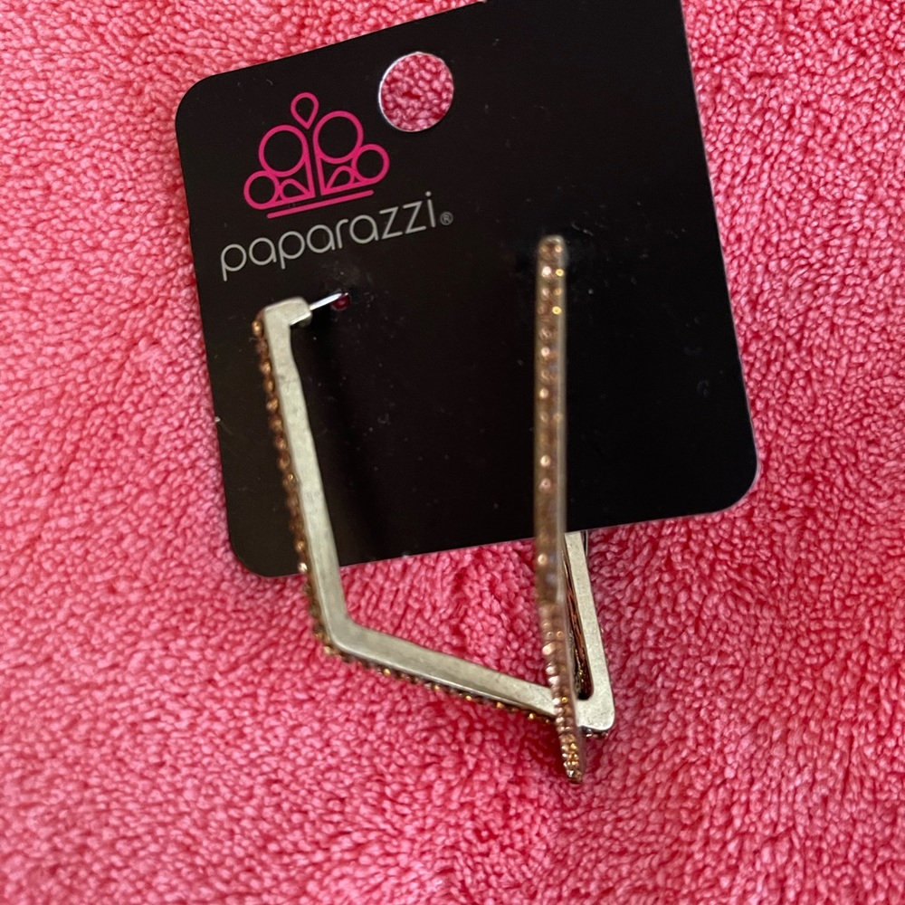 Gold hoops paparazzi